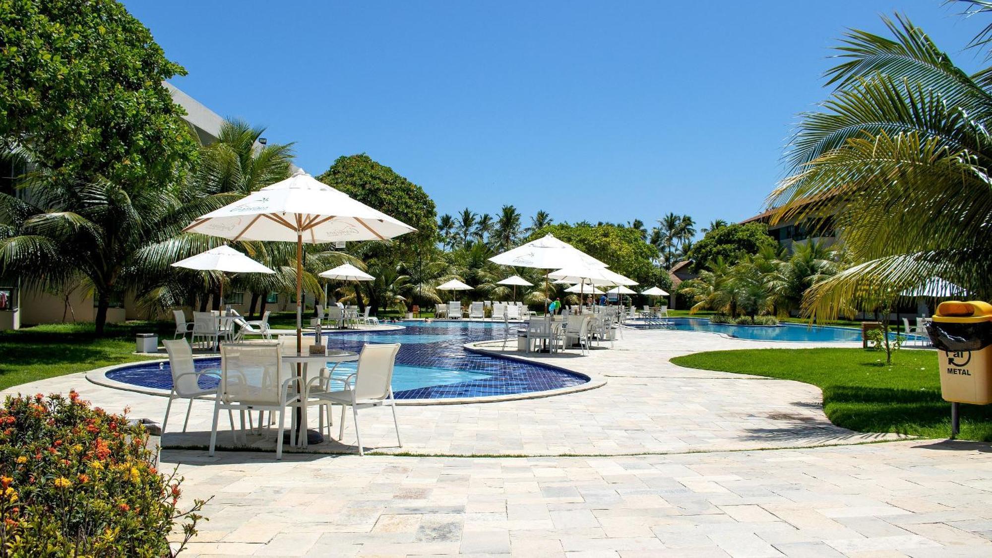 פראיה דוס קרניירוס Carneiros Beach Resort מראה חיצוני תמונה