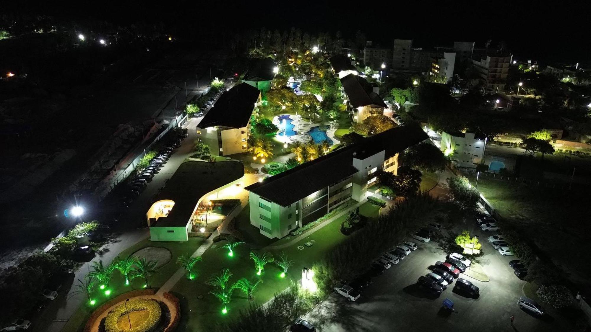פראיה דוס קרניירוס Carneiros Beach Resort מראה חיצוני תמונה