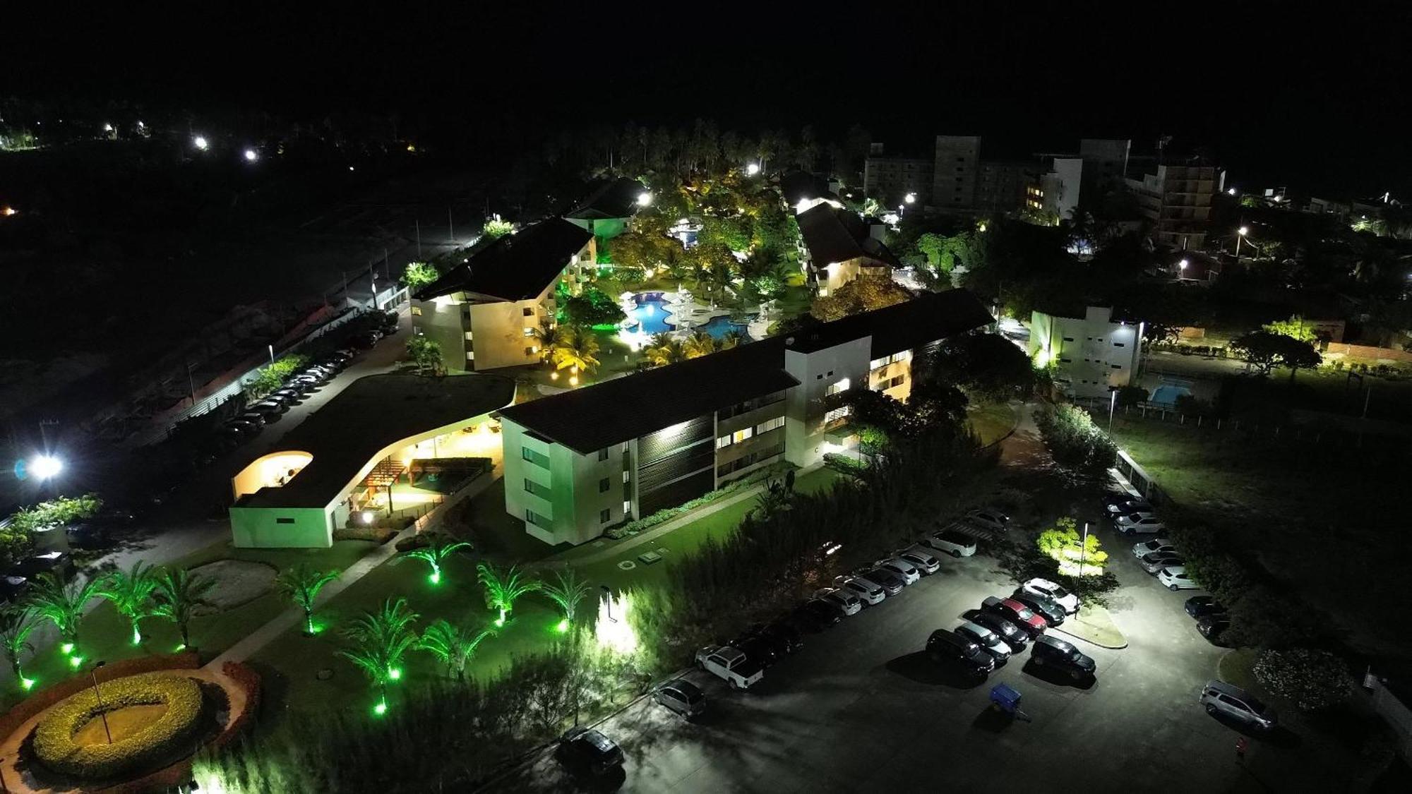 פראיה דוס קרניירוס Carneiros Beach Resort מראה חיצוני תמונה