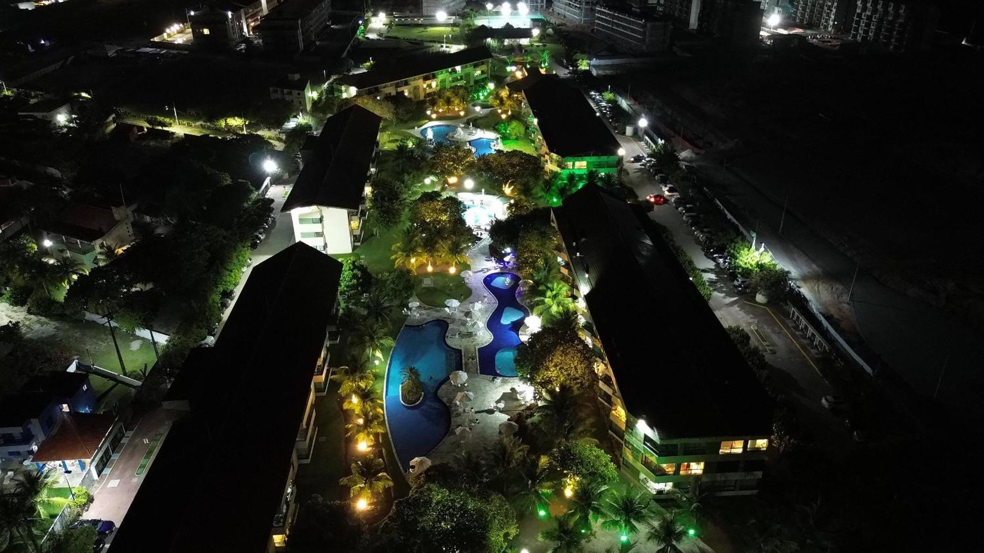 פראיה דוס קרניירוס Carneiros Beach Resort מראה חיצוני תמונה